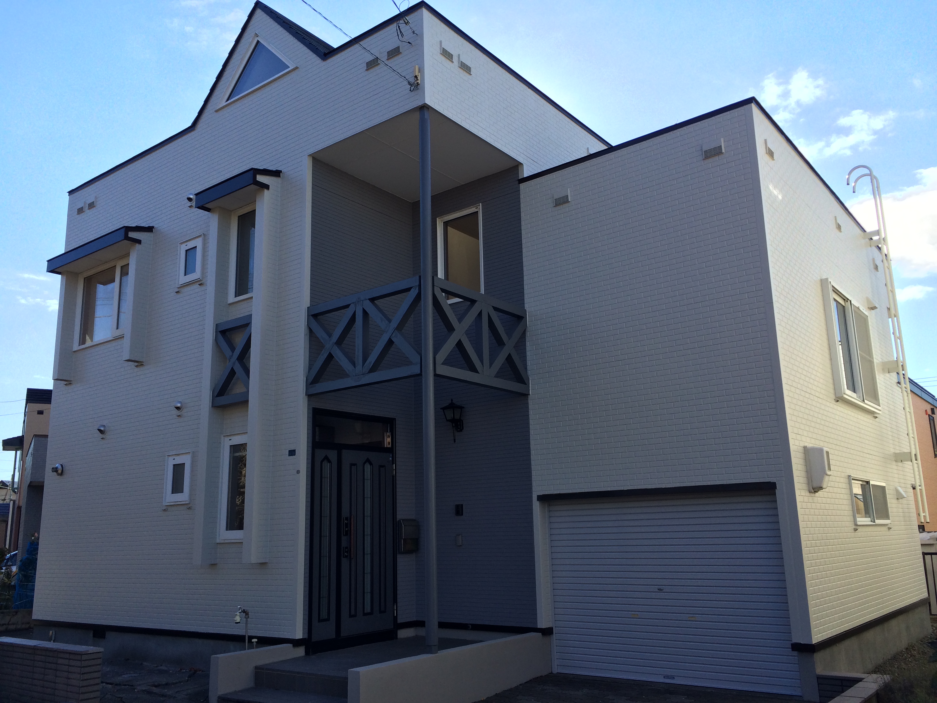 リフォーム済/4LDK+車庫/駐車3台可 リフォーム済/4LDK+車庫/駐車3台可