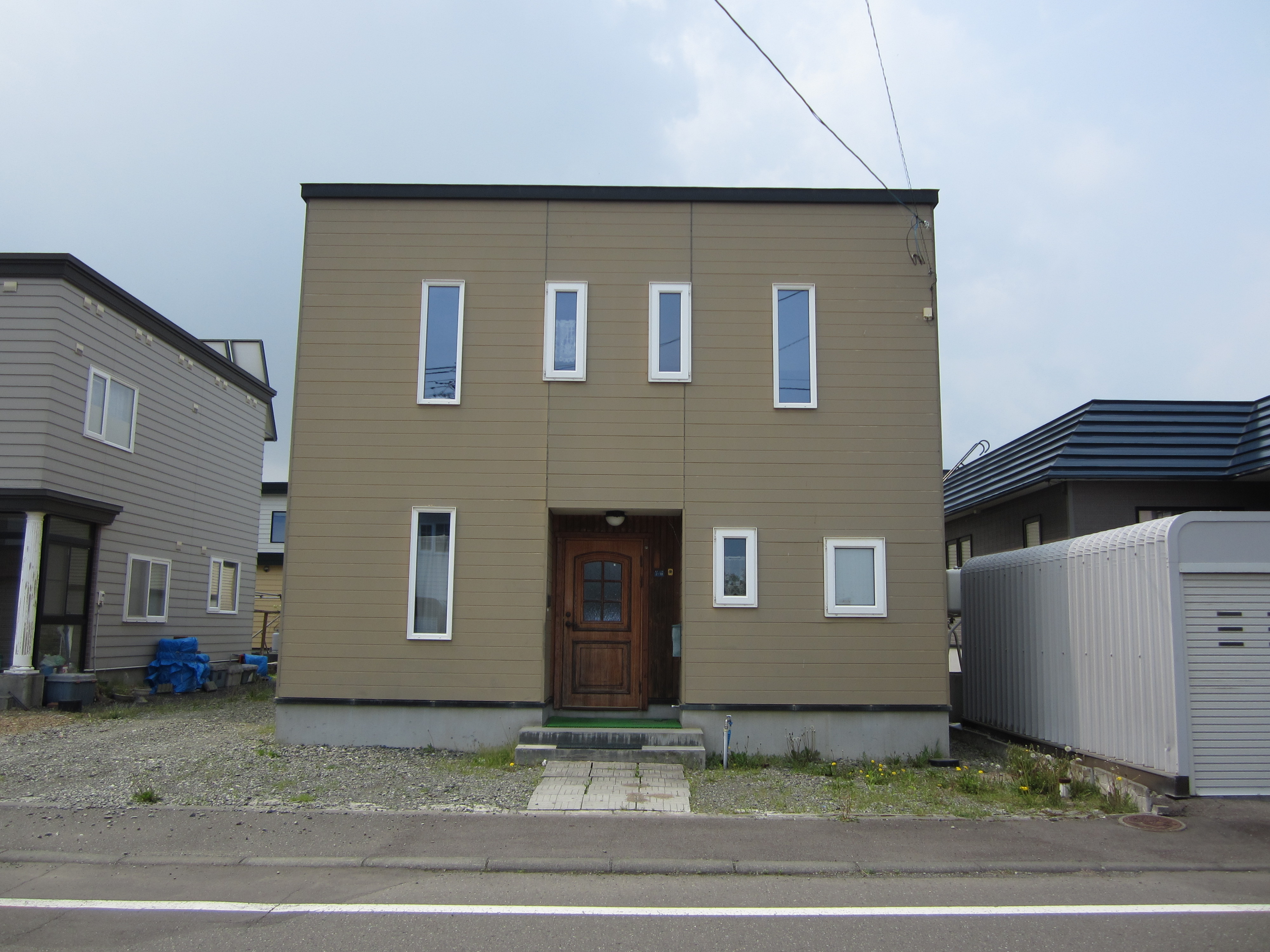 ツーバイフォー二世帯住宅、土地９５坪